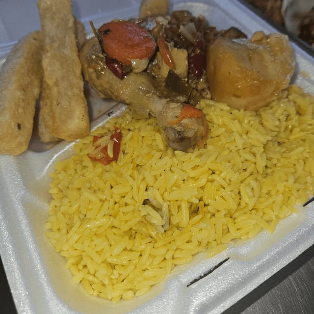 Fricassé de Pollo.